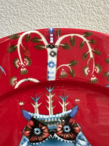 2 IITTALA TAIKA RED DINNER PLATES KLAUS HAAPANIEMI MAGIC SERIES (OWL) 10 3/4" - Picture 7 of 8
