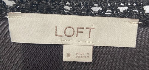 Loft ladies size XL blouse with crochet trim. - Picture 8 of 8