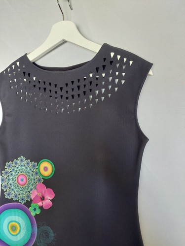 Desigual Bodycon Kleid Gr. M schwarz Cut Out Design ärmellos schrullig Anlass - Bild 7 von 15