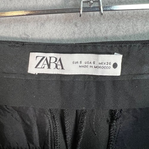 Zara Damen schwarze hochtaillierte plissierte Bermuda Shorts Größe Small - Bild 3 von 10