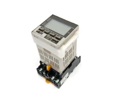 Omron E5ZN-SDL Setting Display Unit For Temperature Controller w/ P2CF-11 Socket