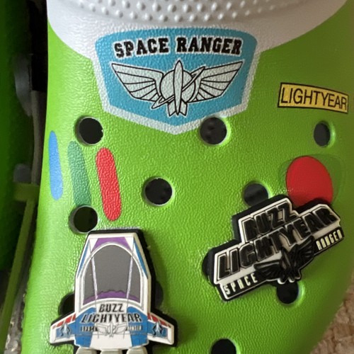 Disney Pixar Crocs Toy Story Buzz Lightyear Classic Clogs Kinder J4 - Bild 9 von 10