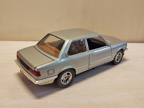 BMW 320 - MEBETOYS 1/25 - Foto 2 di 3
