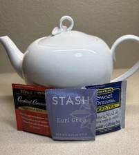 Teapot White Martha Stewart Montmartre Macys Porcelain Leaf Lid Retired 5 cup