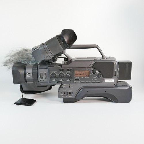 Sony DSR-200AP VX1000E Professional DVCAM DV shoulder-mount Camcorder TV Camera - Picture 2 of 18