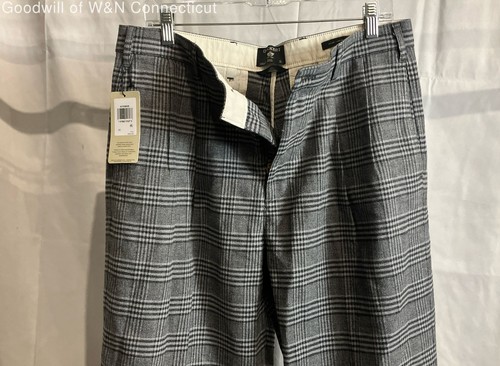 Dockers Pants Size 32 Mens Regular Gray Dress Pants - Picture 2 of 7