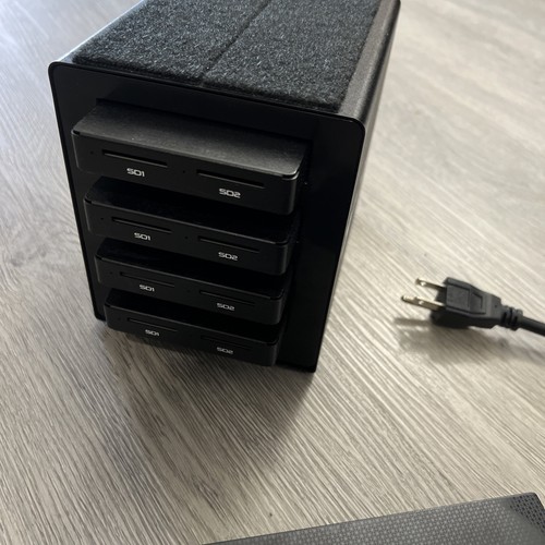 Blackjet Thunderbolt 3 Cinema Dock System w/ Dual SD Card Readers x4 - 第 2/3 張圖片