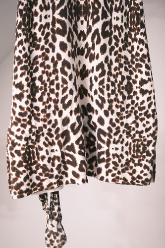 Roberto Cavalli Vintage Women's Brown Silk Leopard Sleeveless Blouse Sz 44 Italy - Picture 10 of 12