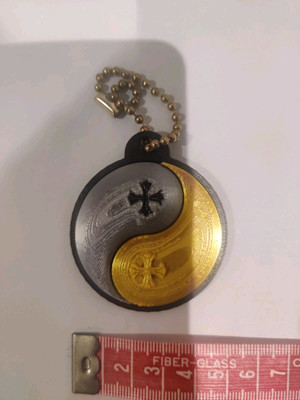 Limitierte Auflage Chrom Herzen Schlüsselanhänger Bagtag Gold Silber Schwarz 3D Ying Yang Design PLA
