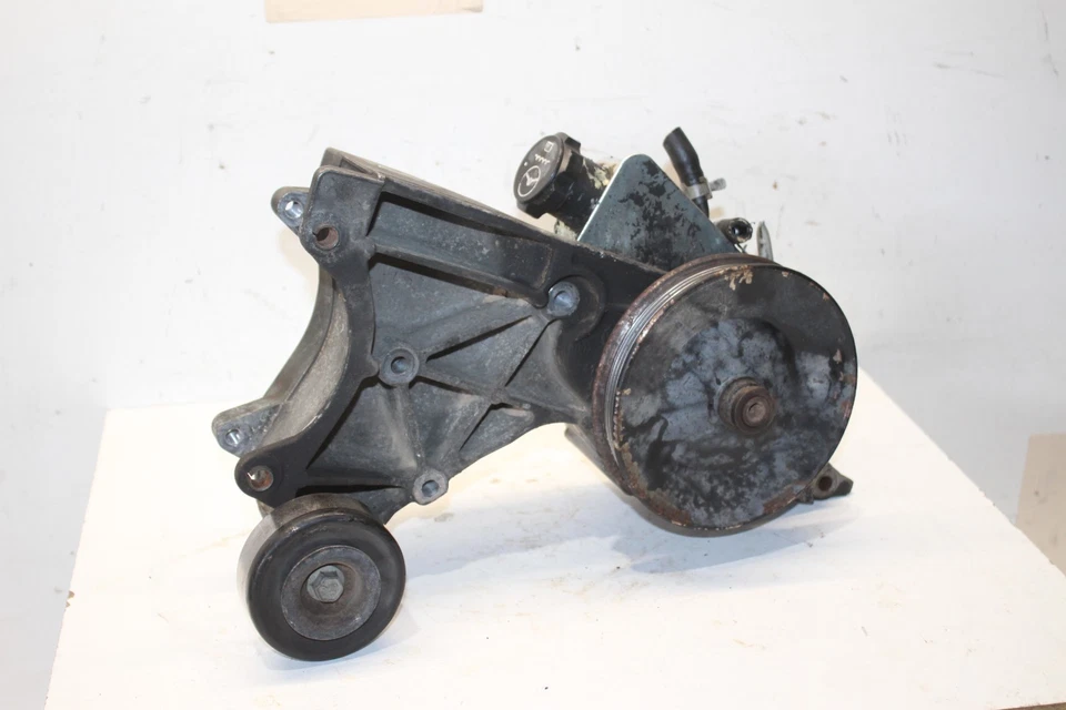 Hummer H2 6.0 2003 2004 2005 bomba de dirección asistida y depósito Foto 2 de 4