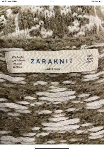 Zara Chunky Knit Zip Close Oversized Cardigan with Pockets Med VGC (B29) - Picture 11 of 13