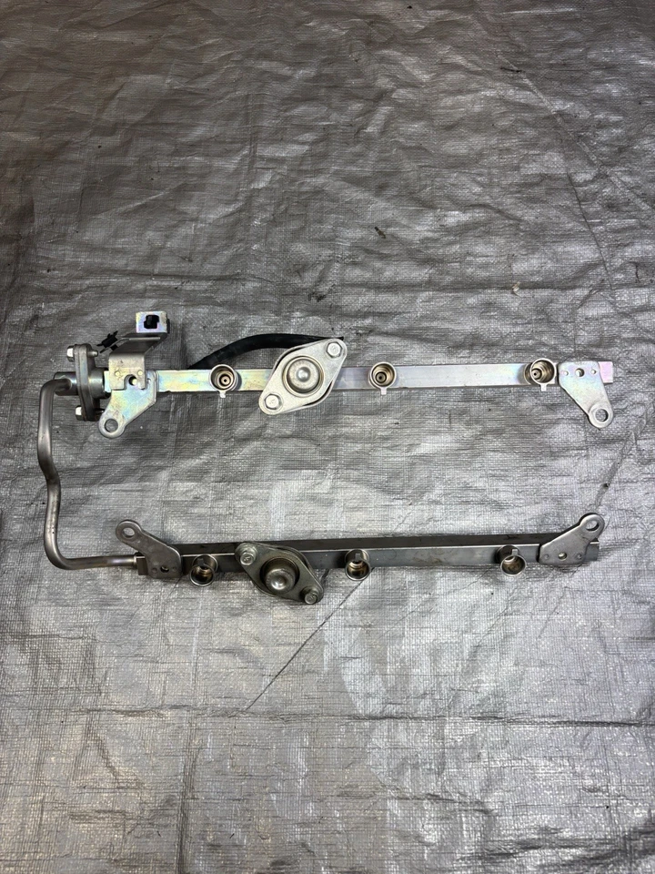 2013 尼桑 PATHFINDER 4.0L VQ40 V6 发动机燃料铁路原始设备制造商 — 第 3/4 张图片