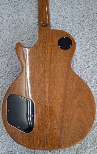 2022 Gibson Les Paul Standard 60s Translucent Oxblood With Deluxe Hardshell case - Picture 9 of 12