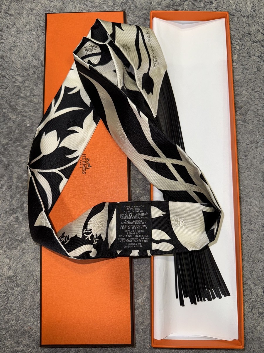 Hermes Scarf Twilly Fringe Leather Bouquet Final Abeille  display picture 1
