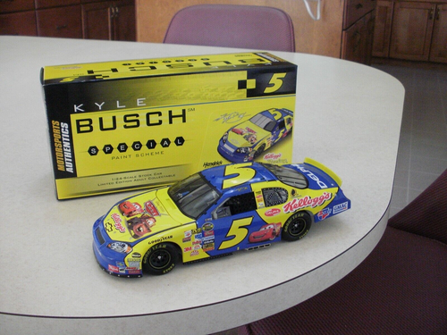 NASCAR 1/24 KYLE BUSCH 2006 KELLOGG'S CARS 1/3000 #26 - Picture 1 of 12