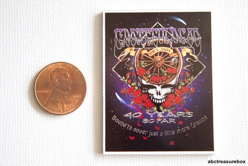 Grateful Dead Poster Skull and Roses - Maßstab 1:12 Miniatur, Rock and Roll Musik - Bild 1 von 2