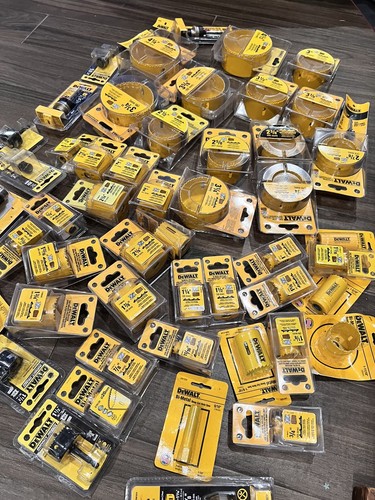 DEWALT BI-METAL HOLE SAWS LOT - Picture 2 of 7