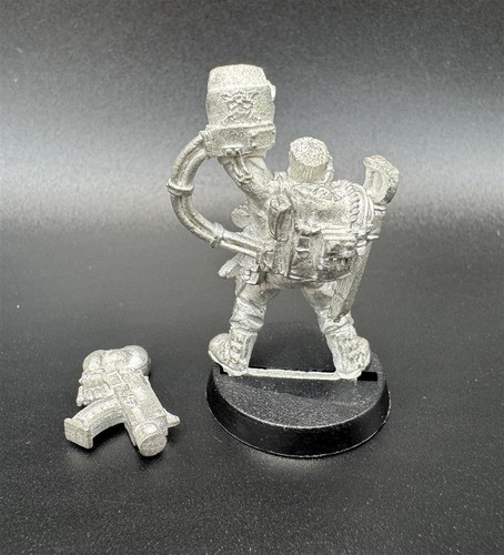 Catachan Capitano Capitano Classico Astra Militarum - Foto 2 di 2