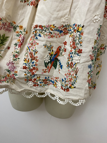 Blusa Top Anthropologie M NUEVA CON ETIQUETAS $170 FARM RIO Delicada Bufandas Bosque Emboderadas - Imagen 4 de 22