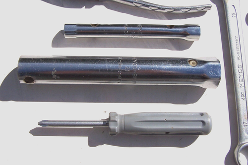 BMW Heyco 300 Pliers, 450 Box wrenches, Screwdriver W German Air Head Tool kit - Picture 5 of 14