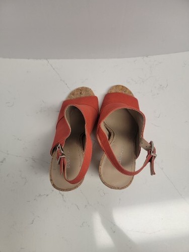 BCB Generation Damenschuhe rot Korkabsatz Größe 7 Valentines 4"-Absatz - Bild 8 von 9