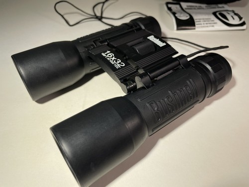 Bushnell 16x32 Fernglas mit Tasche + Handbuch guter Zustand - Bild 8 von 24