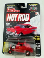 Racing Champions Hot Rod Magazine Issue #74 '32 Ford Highboy 1998