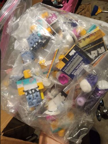 ROBLOX Celebrity Series 2 Rainbow Barf Face Toy Code ⚡24/7 INSTANT DELIVERY⚡ - Picture 3 of 3