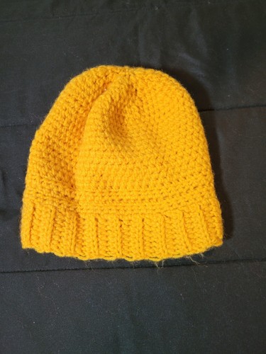 Hand Crochet Adult or Teen Beanie Hat Cap W/ Flower Preowned Solid Gold Yellow - Picture 7 of 8