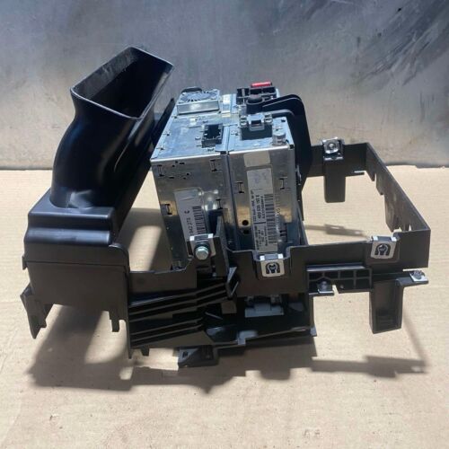 Audi A8 D2 Innenraum Multimedia Radio Navigation Plus Einheit 4D0035192 Blaup... - Bild 8 von 15
