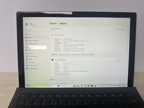 Microsoft Surface Pro 1807 2 in 1 Laptop 12.3" i5-7300U 4GB RAM DDR3 128GB SSD - Picture 3 of 16