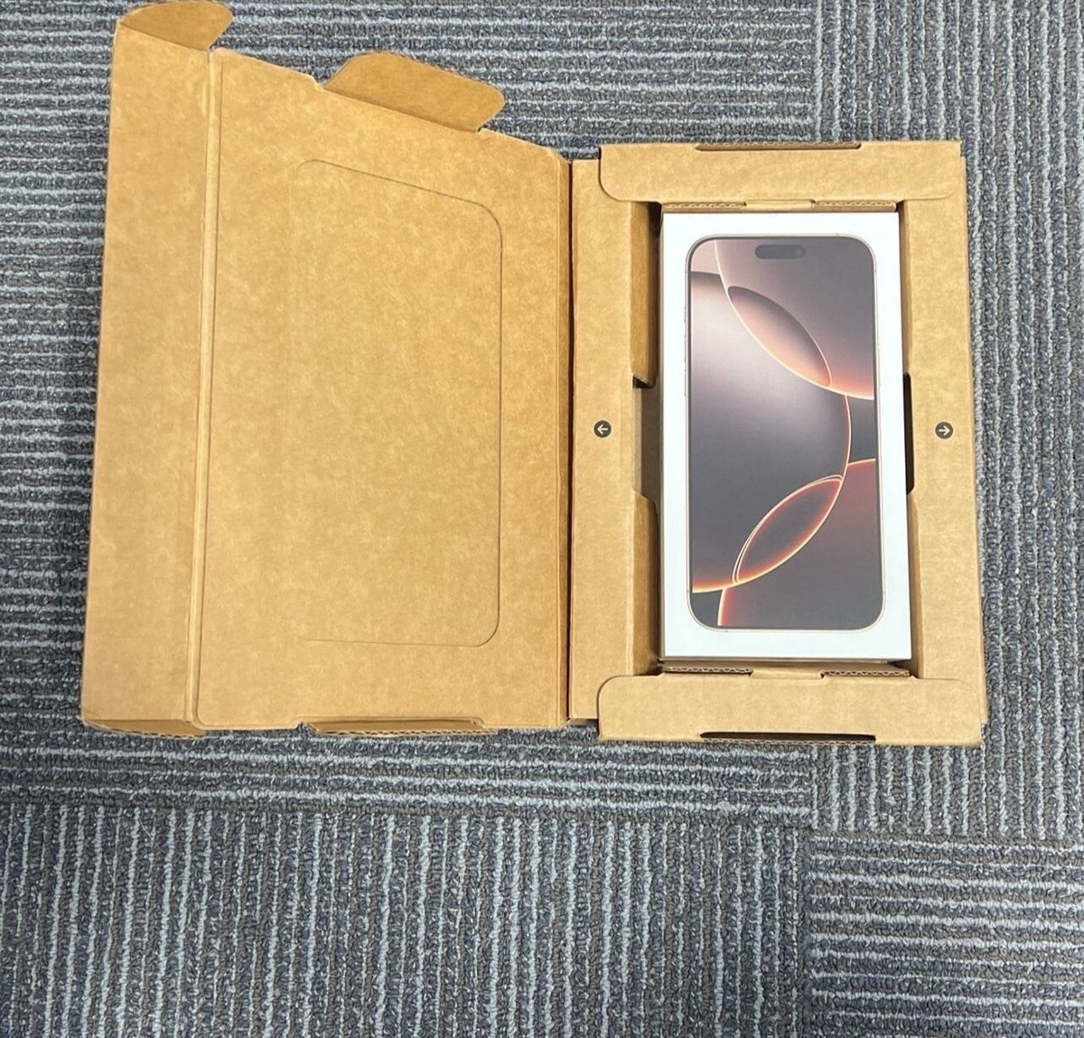 Apple iPhone 16 Pro Max 1TB (Factory Unlocked for All Apple iPhone 16 Pro Max 1TB (Factory Unlocked for All