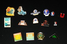 Lot 15 pin's publicitaires vintage / Leclerc / Carrefour / Walibi / But