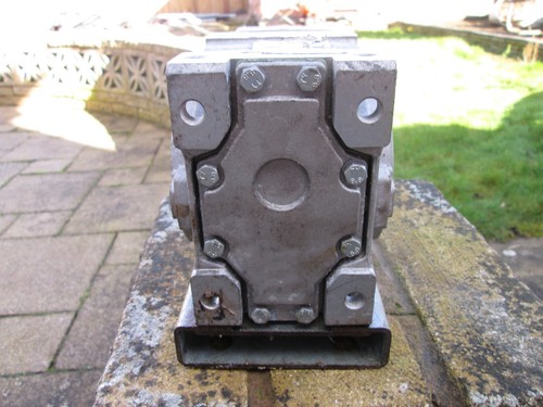 BONFIGLIOLI GEARBOX, REDUCTION GEARBOX "GEARBOX ONLY". Spares/ Repair. ITALY. - Picture 3 of 8