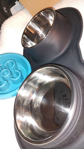 New Dog Bowls SS Slow Feeder Bloat Stop Pet Bowl Silicone Mat Non-Toxic No Choke - Picture 3 of 18