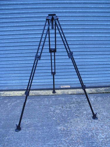 Manfrotto MVTTWINMA video legs - Picture 1 of 2