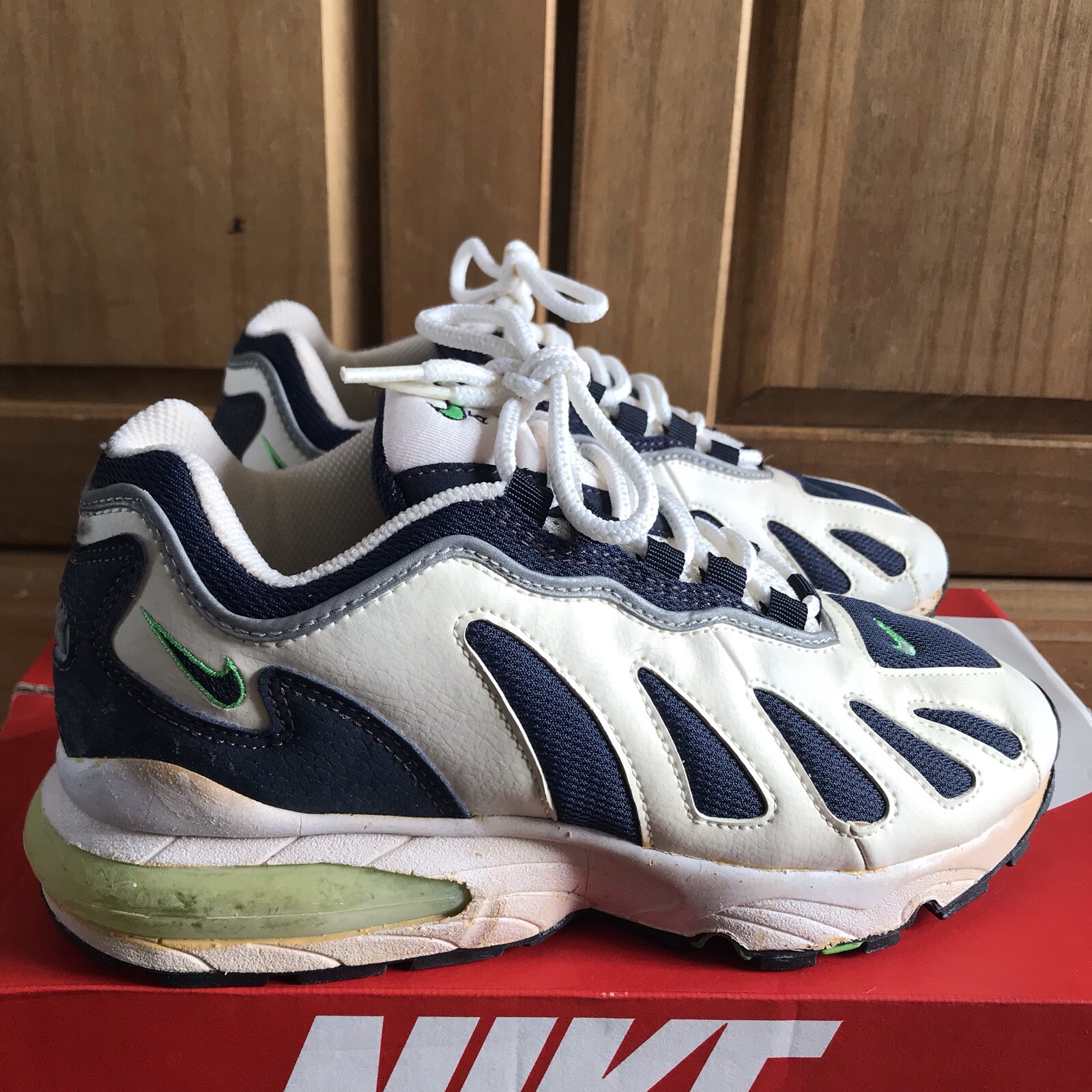 Nike Air Max 96 OG Scream vert blanc GS 5uk 1996 vintage rare 153250-141 Nike Air Max 96 OG Scream vert blanc GS 5uk 1996 vintage rare 153250-141