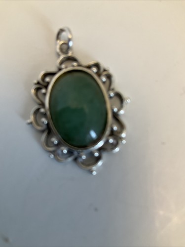 VINTAGE BMco SILVER JADE PENDANT 1” - Picture 3 of 6