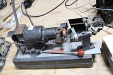 Dumore model 21-011 drill point cutter grinder machine