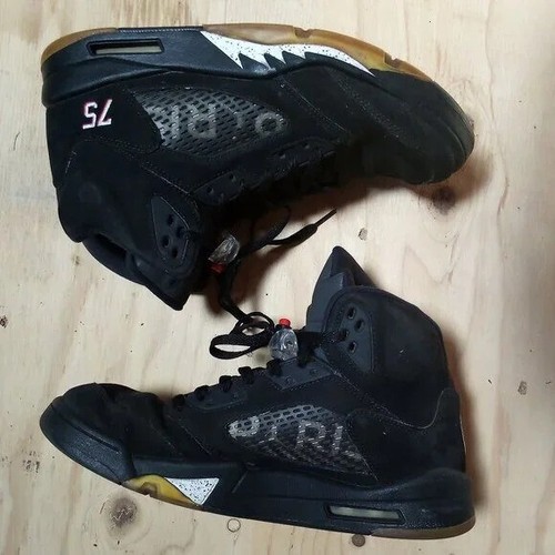 Scarpe da ginnastica retrò Paris St. Germain x Air Jordan 5 2018 - Foto 2 di 8
