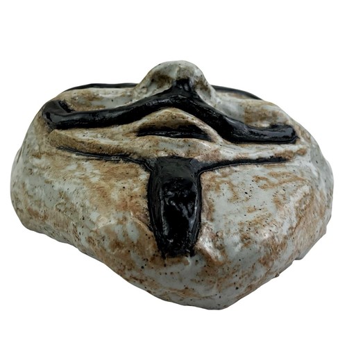 V For Vendetta Mask Handcrafted Art Pottery Guy Fawkes Signed Wall Hanging 9"x7" - Picture 2 of 19