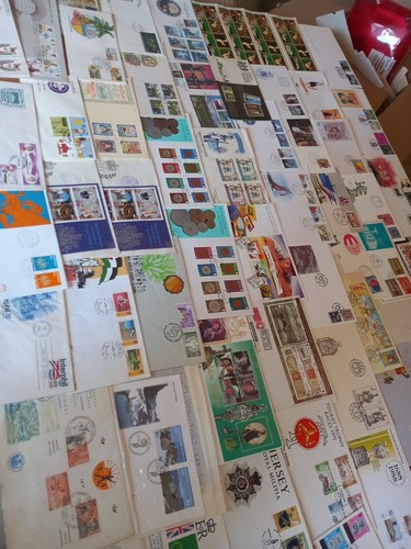 Stamps Job Lot Table Full For Sorting World Covers Etc - 第 17/19 張圖片