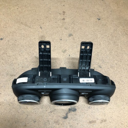 2020-2024 HYUNDAI VENUE DASH A/C HEATER CLIMATE TEMPERATURE CONTROL 97250-k2390 - Picture 4 of 7