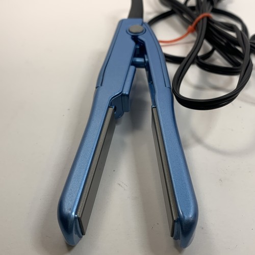 BaByliss PRO Nano Titanium 1/2" Plate Mini Ceramic Flat Iron Travel BABNTBG3050N - Picture 5 of 6