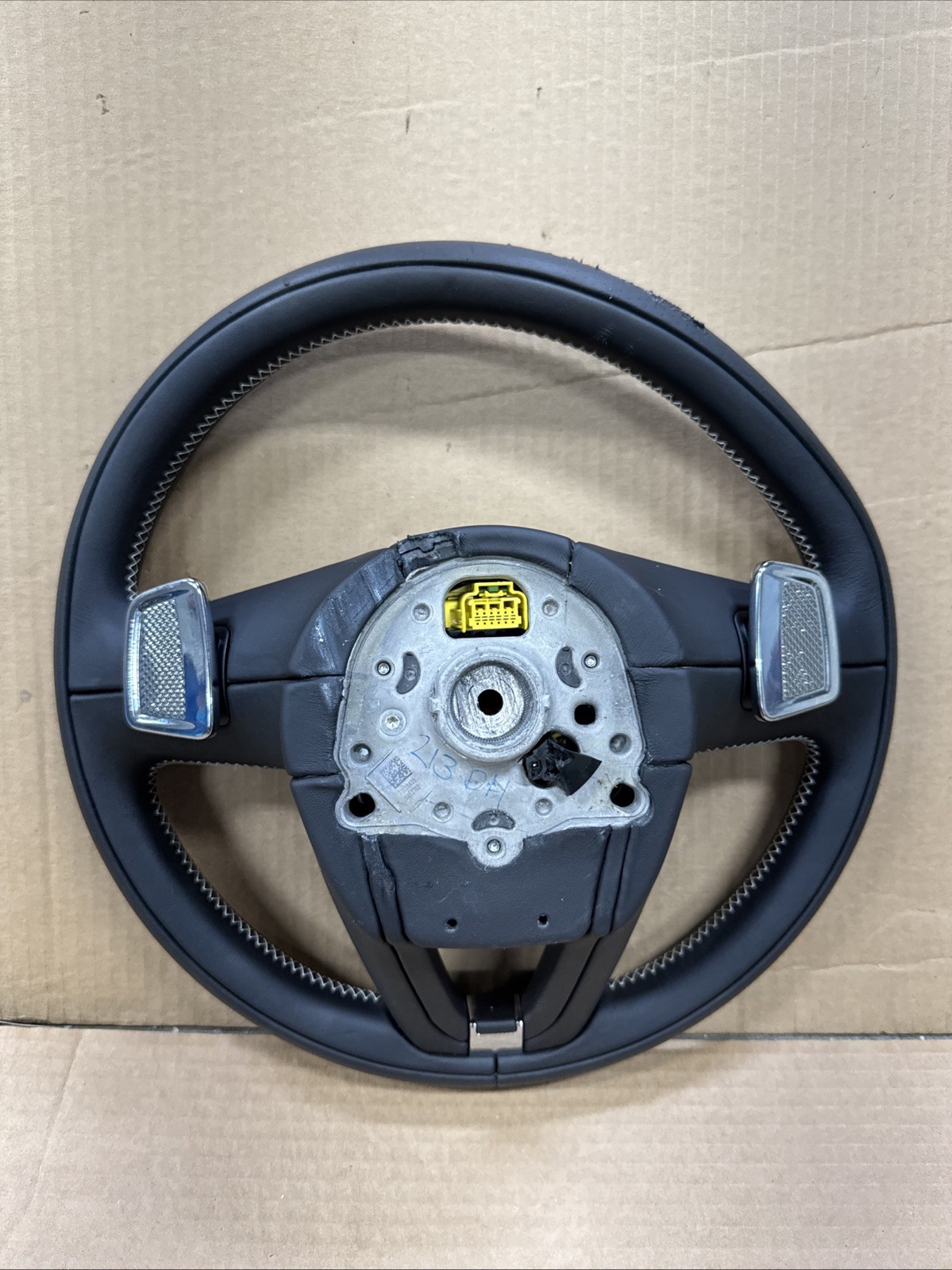 2016-2020 BENTLEY BENTAYGA DRIVER STEERING WHEEL BLACK LEATHER HEATED W/ PADDLE