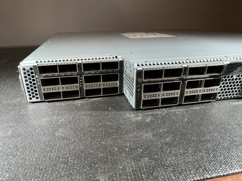 Intel Omni-Path 100SWE48QF2 Edge Switch 48-Port QSFP28 100Gbps - Image 2 of 4