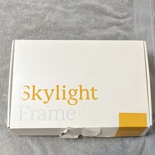 Skylight 100DA 10 Inch Wi-Fi Digital Photo Frame, Black/White, MPN 100DA
