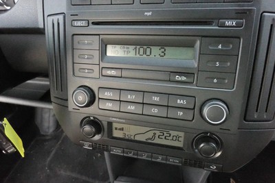 Fox 5Z Pol 9N3 Radio CD Player Original RCD200 Red BVX 6Q0035152D mitCode MP3