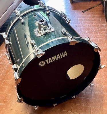 YAMAHA MAPLE CUSTOM ABSOLUTE 22 GRANCASSA