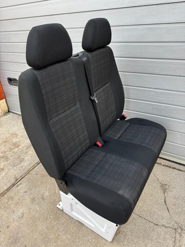 Asiento doble original Mercedes Sprinter W906 con alfombrillas y tornillo A9069100804 - Imagen 4 de 13